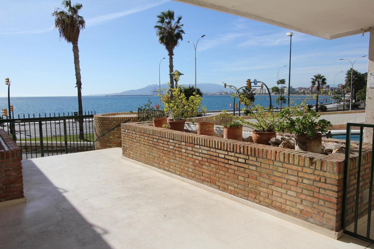 Apartamento Frente Al Mar Малага Екстер'єр фото