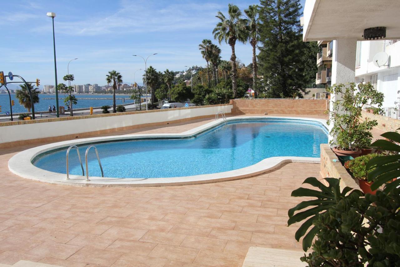 Apartamento Frente Al Mar Малага Екстер'єр фото
